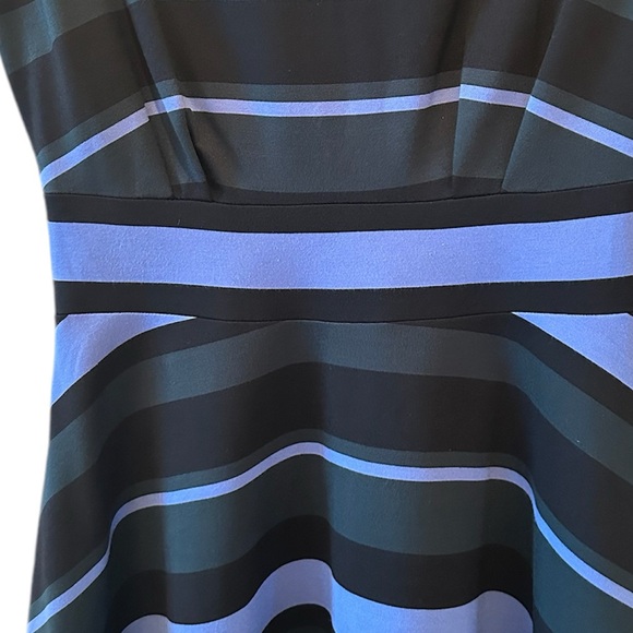 Kate Spade Ponte Fiorella Striped Dress. Size Small - Picture 8 of 13
